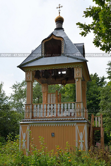 Muranovo village, Pushkino district, Moscow region, Russia, August 14, 2016: Memorial and art museum-reserve "Muranovo Estate" named after F. I. Tyutchev. Bell tower of estate church of 1878, designed by A.A. Zborzhevsky. Редакционное фото, фотограф Алексей Антипов / Фотобанк Лори