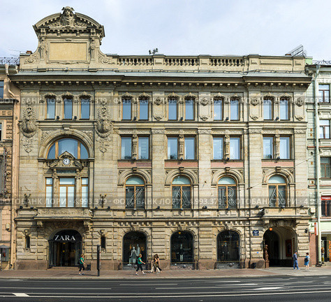 Невский проспект 62. Санкт-Петербург (2013 год). Редакционное фото, фотограф Владимир Макеев / Фотобанк Лори