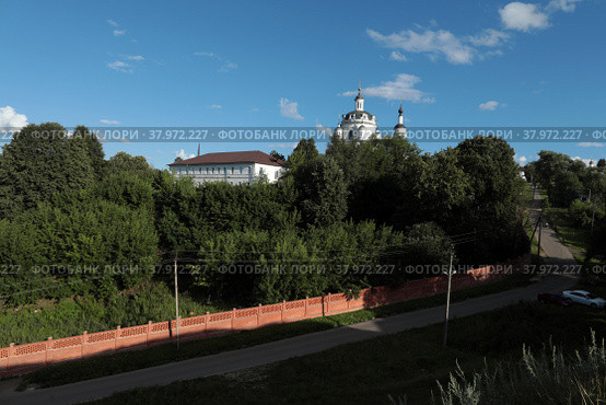 Николаевский Черноостровский монастырь в Малоярославеце (2022 год). Редакционное фото, фотограф Дмитрий Неумоин / Фотобанк Лори