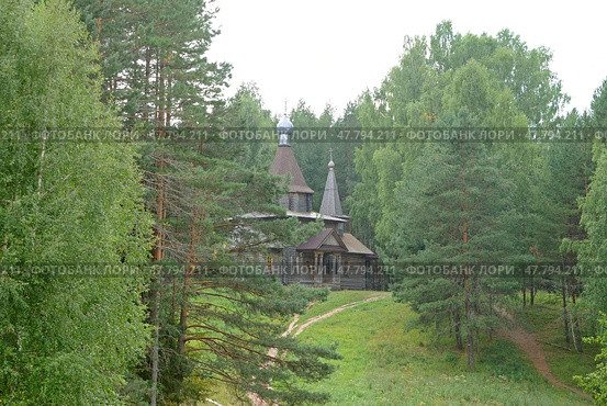 Нижегородская область. Церковь-часовня Казанской Богоматери в лесу (2021 год). Стоковое фото, фотограф Рябков Александр / Фотобанк Лори