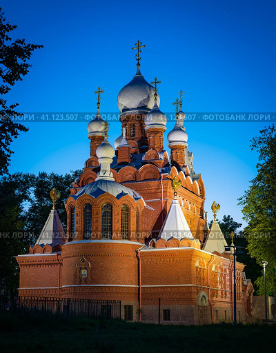Ночной снимок церкви Юлиана Тарсийского в Пушкине. Стоковое фото, фотограф Михаил Аккуратoв / Фотобанк Лори