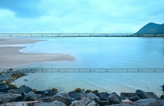 Норвежское море с песчаным пляжем, Норвегия (2013 год). Стоковое фото, фотограф Юрий Брыкайло / Фотобанк Лори