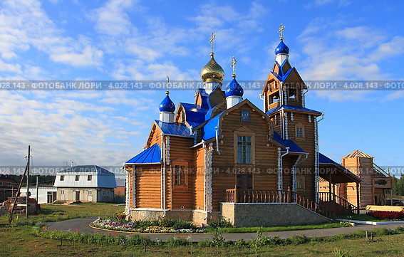 Новый христианский храм. Город Ирбит (2012 год). Стоковое фото, фотограф Анатолий Матвейчук / Фотобанк Лори