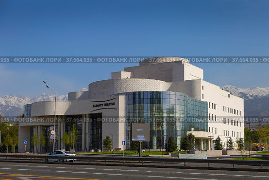 Новый театр балета в Алма-Ате (2022 год). Редакционное фото, фотограф Михаил Старшов / Фотобанк Лори