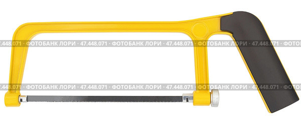 Ножовка, изолированная на белом фоне. Yellow Hacksaw isolated on the white. Стоковое фото, фотограф Татьяна Д / Фотобанк Лори