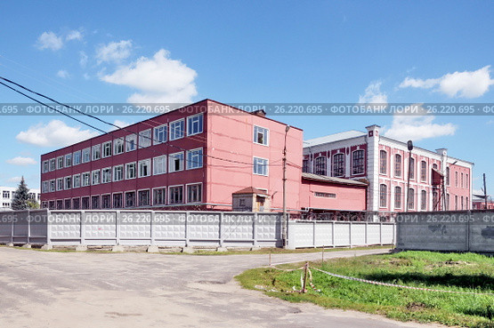 ОАО «Павловопосадская платочная мануфактура». Город Павловский Посад, Московская область (2016 год). Редакционное фото, фотограф stargal / Фотобанк Лори