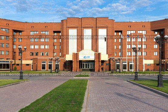 Офис ООО "Газпром добыча Ямбург" в городе Новый Уренгой (2017 год). Редакционное фото, фотограф Михаил Рыбачек / Фотобанк Лори