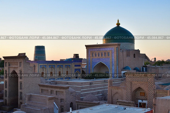Old city Khiva, Mausoleum of Pahlavon Mahmoud. Uzbekistan. Стоковое фото, фотограф Знаменский Олег / Фотобанк Лори