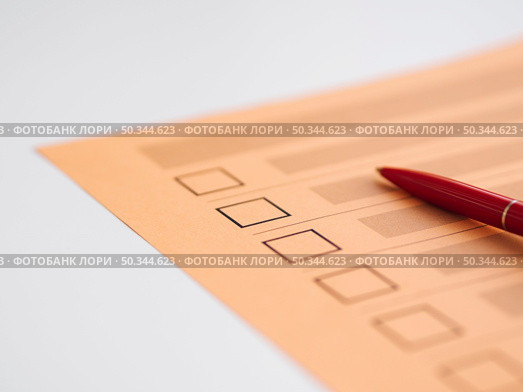OLYMPUS DIGITAL CAMERA. high angle uncompleted voting questionnaire close up. Стоковое фото, агентство Ingram Publishing / Фотобанк Лори