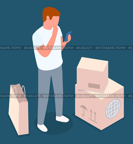 Online shopping mail delivery concept. A man with a smartphone in his hand stands near the cardboard boxes and package. The buyer receives the goods ordered on the Internet. Customer with purchases. Online shopping, mail delivery concept. A man with a smartphone in his hand stands near the boxes. Стоковая иллюстрация, агентство Ingram Publishing / Фотобанк Лори