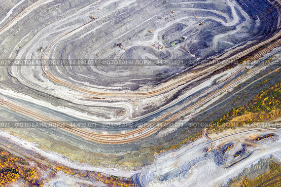 Opencast mining of iron ore. Environmental pollution problems. Стоковое фото, фотограф Евгений Ткачёв / Фотобанк Лори