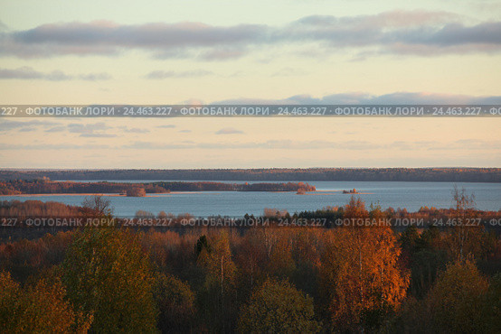 Осенний закат над Яндомозером (Карелия) Стоковое фото, фотограф Самохвалов Артем / Фотобанк Лори