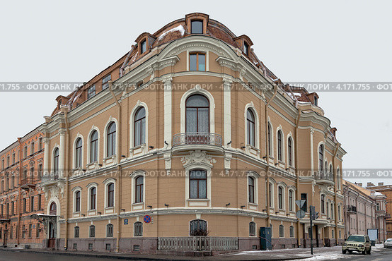 Особняк О. В. Серебряковой.  Кутузова наб., 22 Гагаринская ул., 2 (2013 год). Стоковое фото, фотограф Валентина Качалова / Фотобанк Лори