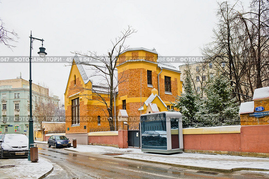 Особняк Шехтеля. Зимний день. Ермолаевский переулок. Москва. Россия. Редакционное фото, фотограф E. O. / Фотобанк Лори