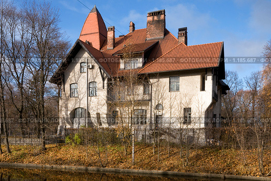 Особняк в стиле модерн начала 20 века. Санкт-Петербург (2009 год). Стоковое фото, фотограф Александр Алексеев / Фотобанк Лори