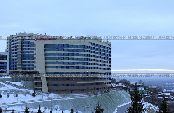 Отель "Hilton Garden Inn Ufa Riverside", город Уфа, Башкортостан (2018 год). Редакционное фото, фотограф Алексей Иванов / Фотобанк Лори