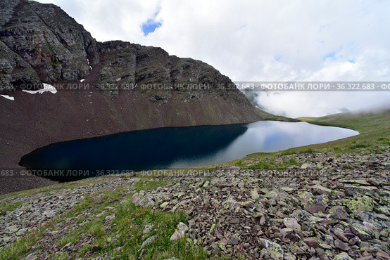 Озеро Кынгыр-Чад, Красный Карачай, КЧР. Стоковое фото, фотограф Оглоблин Андрей Николаевич / Фотобанк Лори