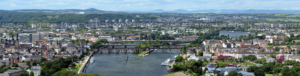 Панорама Кобленца с мостами через Мозель, Германия (2012 год). Стоковое фото, фотограф Михаил Марковский / Фотобанк Лори