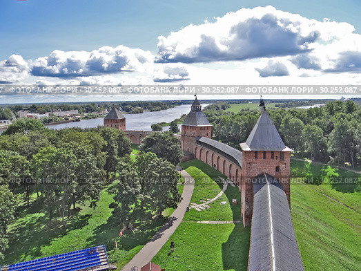 Панорама Новгородского кремля с высоты, Великий Новгород (2013 год). Стоковое фото, фотограф Сергей Афанасьев / Фотобанк Лори