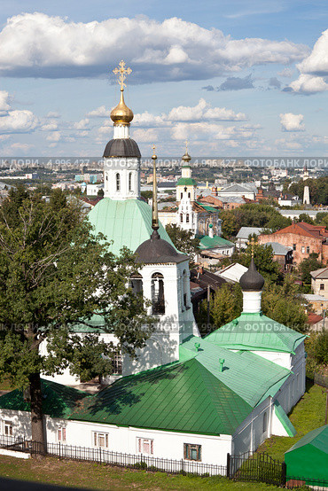 Панорама Владимира и Спасская (Никольская) церковь на первом плане (2013 год). Стоковое фото, фотограф Наталья Волкова / Фотобанк Лори