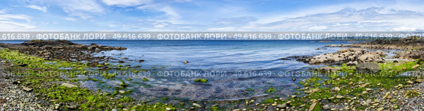 Panoramic view from Ronachan Beach, Kintyre off the West coast of Scotland looking towards Isle of Gigha. Стоковое фото, агентство Ingram Publishing / Фотобанк Лори