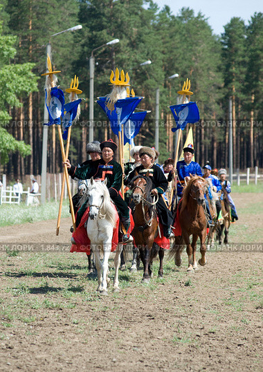 Парад участников (2010 год). Редакционное фото, фотограф Александр Подшивалов / Фотобанк Лори