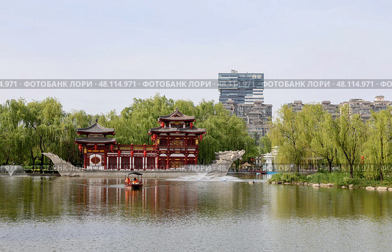 Парк Tang Paradise в Сиане, Китай. Редакционное фото, фотограф Римма Тельнова / Фотобанк Лори