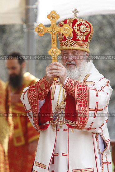 Патриаршее богослужение в Бутове, 1 мая 2010г. Редакционное фото, фотограф Дмитрий Неумоин / Фотобанк Лори
