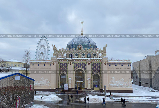 Павильон «Казахская ССР», ВДНХ, Москва (2022 год). Редакционное фото, фотограф Мария Кылосова / Фотобанк Лори