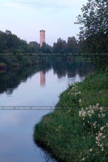 Пейзаж, река Олонка, город Олонец, Республика Карелия (2012 год). Стоковое фото, фотограф Вячеслав Палес / Фотобанк Лори