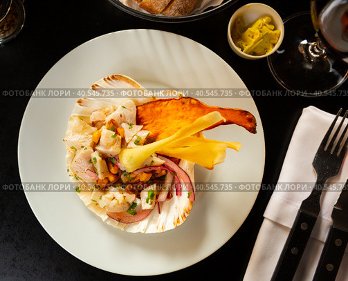 Peruvian food: Fish ceviche on white plate. Стоковое фото, фотограф Яков Филимонов / Фотобанк Лори