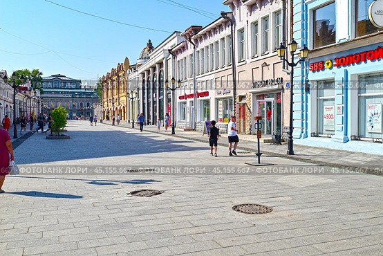 Пешеходная улица Урицкого. Город  Иркутск (2024 год). Редакционное фото, фотограф Александр Тараканов / Фотобанк Лори
