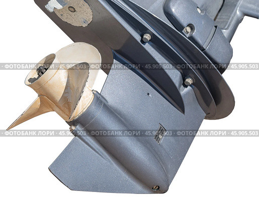 Подвесной лодочный мотор с гребным винтом на белом фоне. Outboard boat motor with propeller on white background. Стоковое фото, фотограф Татьяна Д / Фотобанк Лори