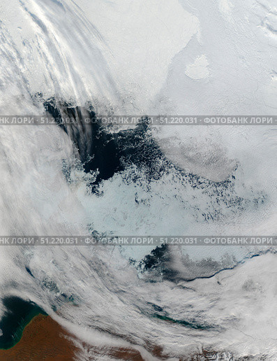 Polynya (open water) in the Beaufort Sea. Stocktrek Images, Inc./TASS. Стоковое фото, агентство ТАСС / Фотобанк Лори