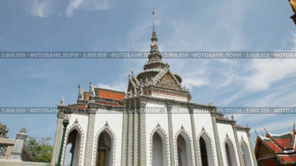 Посетители в Королевском Дворце Бангкока, Таиланд (2012 год). Редакционное видео, видеограф Кирилл Трифонов / Фотобанк Лори