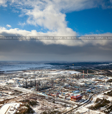 Предприятие газопромышленного комплекса в Западной Сибири. Стоковое фото, фотограф Владимир Мельников / Фотобанк Лори