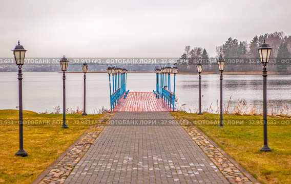 Пристань у Валдайского Иверского монастыря. Новгородская область. Валдайский район. Остров Сельвицкий (2019 год). Стоковое фото, фотограф Сергей Афанасьев / Фотобанк Лори