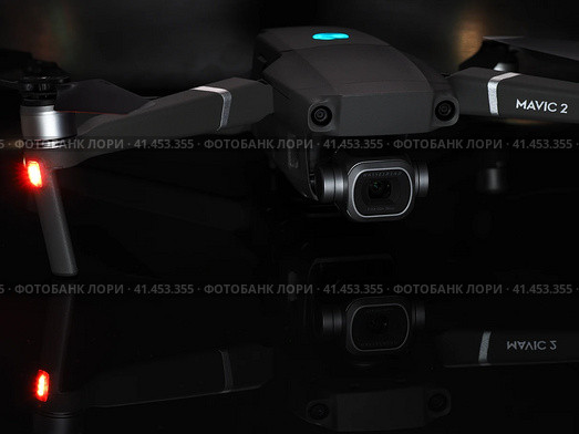 Professional quadcopter. Aerial photography. Unmanned aerial vehicle.DJI Mavik-2Pro. Стоковое фото, фотограф Egor Sarantstv / Фотобанк Лори