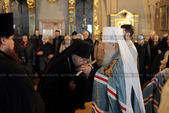 Прощеное воскресенье в Новодевичьем монастыре (2019 год). Редакционное фото, фотограф Дмитрий Неумоин / Фотобанк Лори