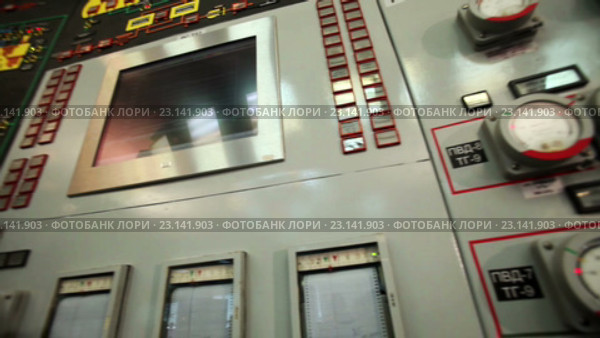 Пункт управления на АЭС. Стоковое видео, видеограф ActionStore / Фотобанк Лори