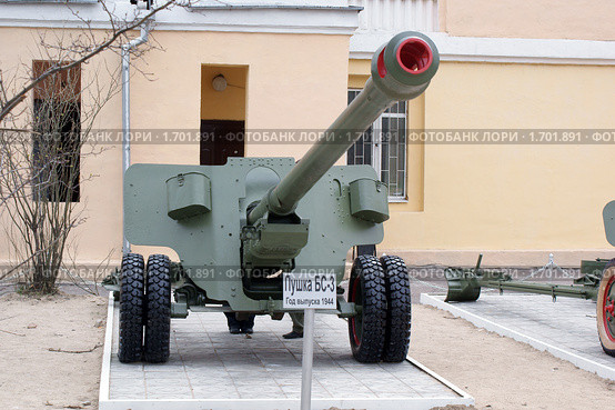 Пушка БС-3 из музея Сибирского военного округа, г. Чита (2010 год). Редакционное фото, фотограф Валерий Лаврушин / Фотобанк Лори