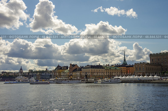 Пвнарома Старого города (Gamla Stan) в Стокгольме, Швеция (2014 год). Редакционное фото, фотограф Дымов Игорь / Фотобанк Лори
