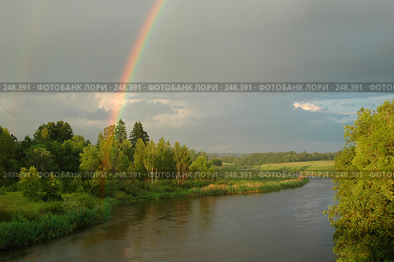 Радуга над Дубной. Стоковое фото, фотограф Ольга Дроздова / Фотобанк Лори