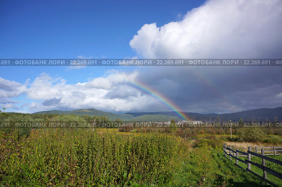 Радуга над горами (2015 год). Стоковое фото, фотограф Татьяна Сапожникова / Фотобанк Лори