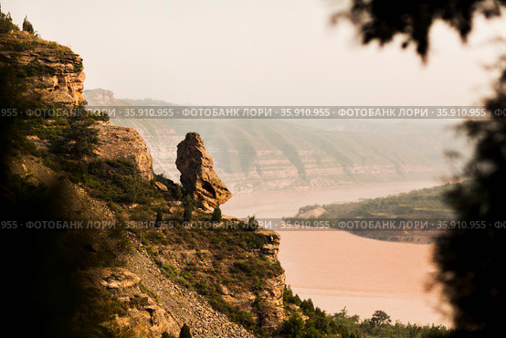 Reforested areas in the mountains, Shanxi Province, China. Стоковое фото, агентство Ingram Publishing / Фотобанк Лори