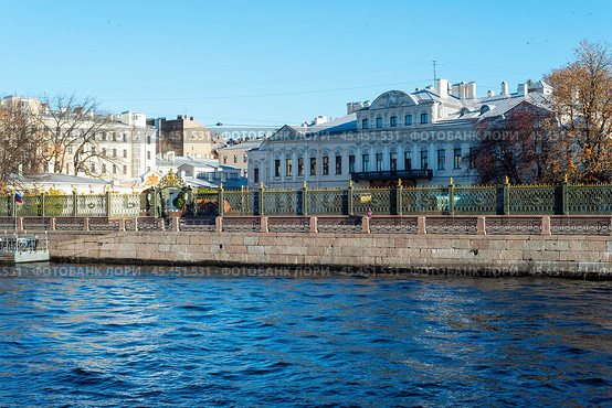 Река Фонтанка. Шереметевский дворец. Санкт-Петербург. Редакционное фото, фотограф Александр Щепин / Фотобанк Лори