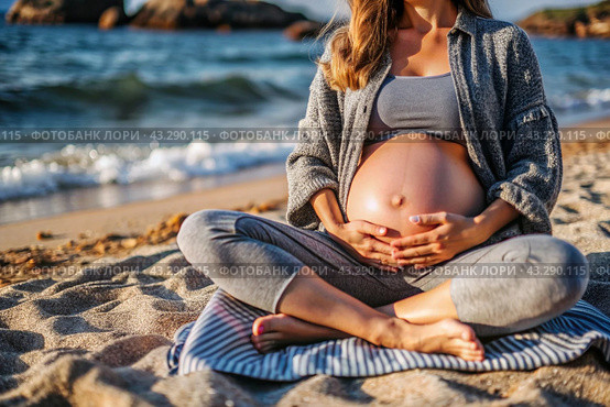 Relaxation, peace of mind, sea air. Close-up of the tummy. A pregnant woman on the beach by the sea. The concept of pregnancy, childbirth and parental responsibilities. Стоковое AI-изображение, AI-художник Photojuli / Фотобанк Лори
