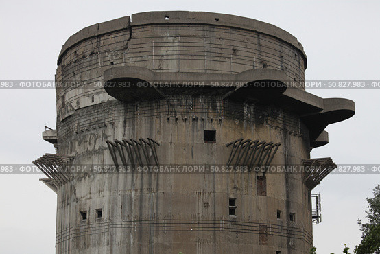 Remains of Anti-aircraft G-Tower, Flak Tower VII in Augarten, Austria. Стоковое фото, фотограф Richard Roscoe/Stocktrek Images / ТАСС / Фотобанк Лори