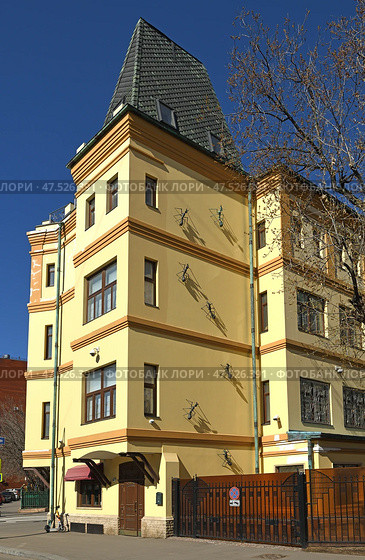 Residential House (1912) designed by architects Popov and Klein, and owned by family of lawyer S. Bimman. Moscow, Russia. Редакционное фото, фотограф Валерия Попова / Фотобанк Лори