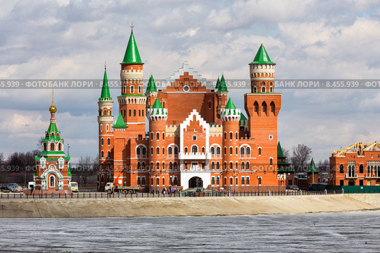 Республиканский театр Кукол в Йошкар-оле (2015 год). Стоковое фото, фотограф Сергей Лаврентьев / Фотобанк Лори